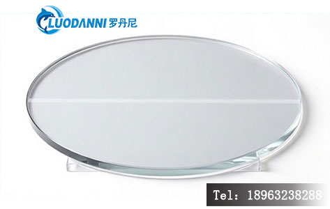 旋涂制备后的薄膜基片效果示意图