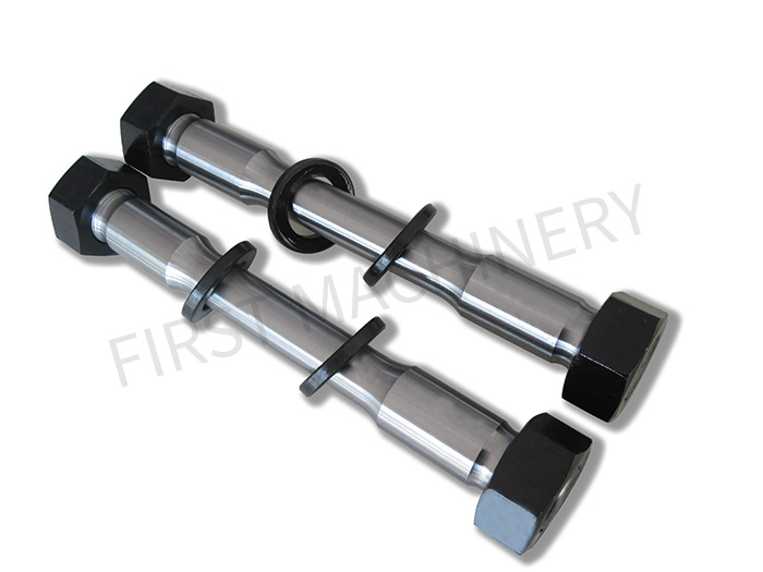 Hydraulic hammer bolts