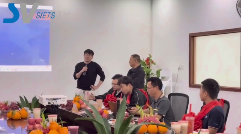 跨越山海，奔赴新程✨ 致敬每一位远行的奋斗者 远赴印尼，开拓新局 愿此行顺遂平安，大展宏图 载誉而归，未来可期！