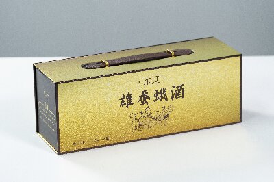 雄蠶蛾酒