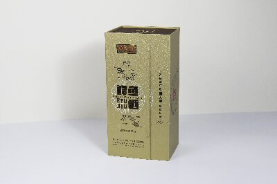 鱷魚(yú)酒