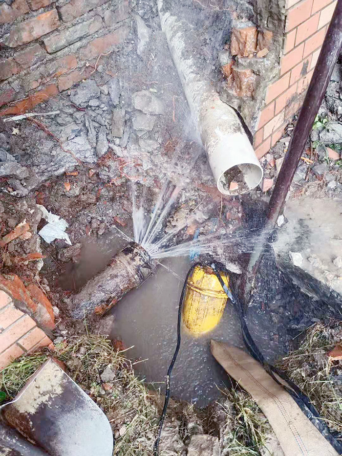 水管查漏檢測工程現場