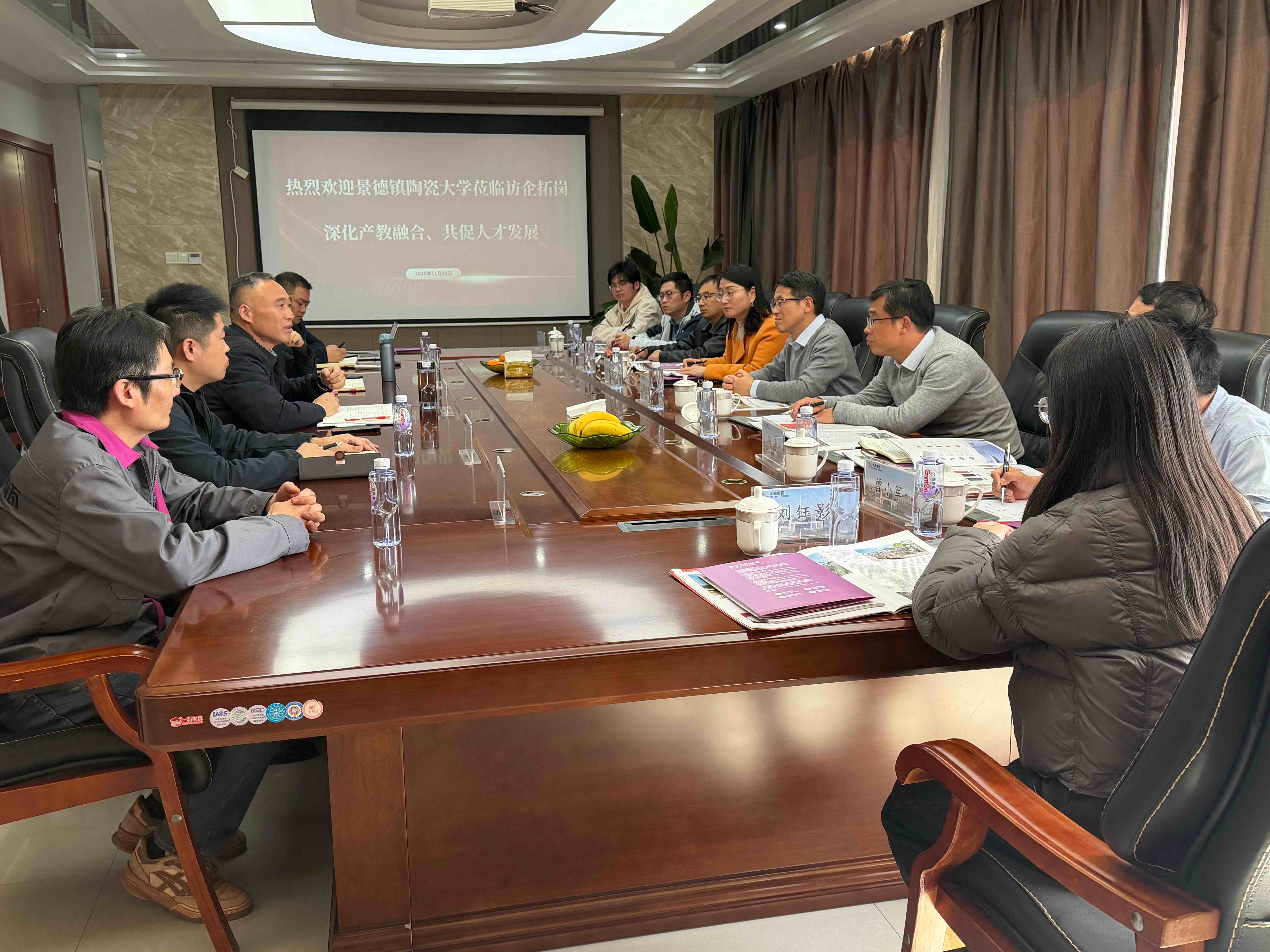 385a965d1643f43e1d07cc6f7d68153f