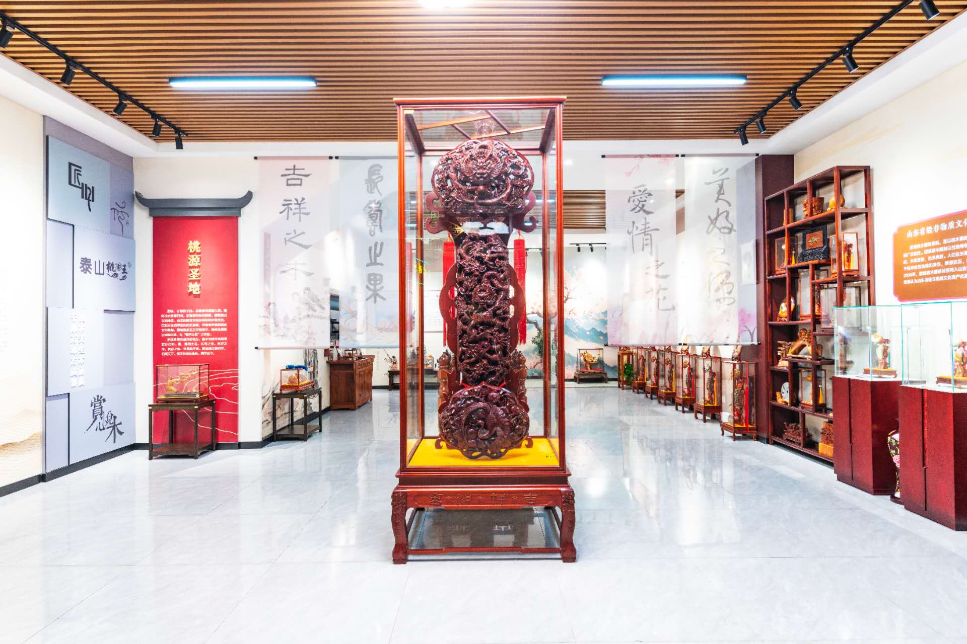 泰山桃木王博物馆开馆一周年记10