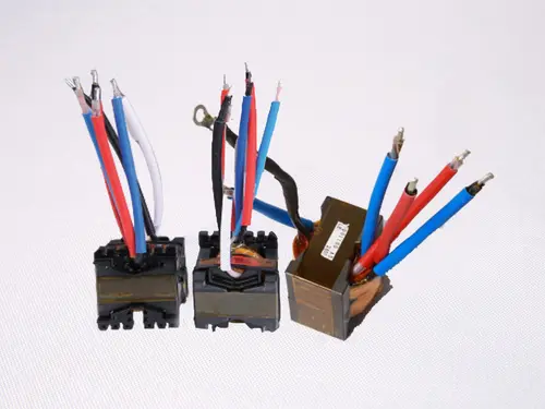 Leaded main transformer