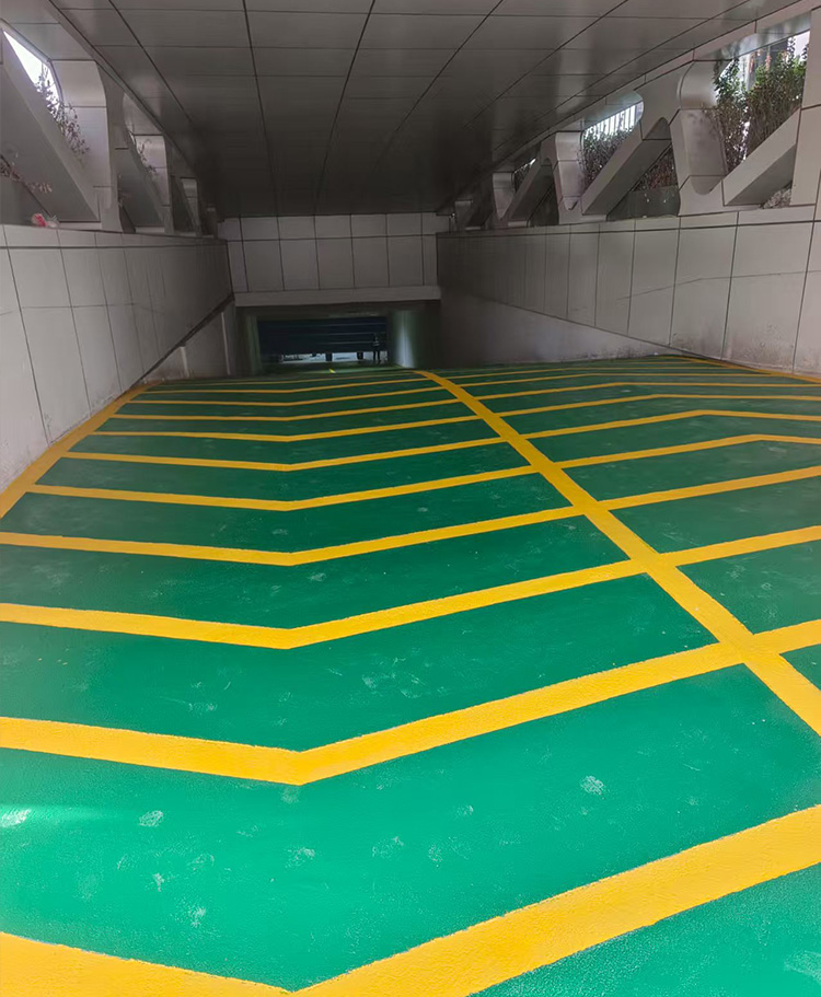 止滑坡道施工案例