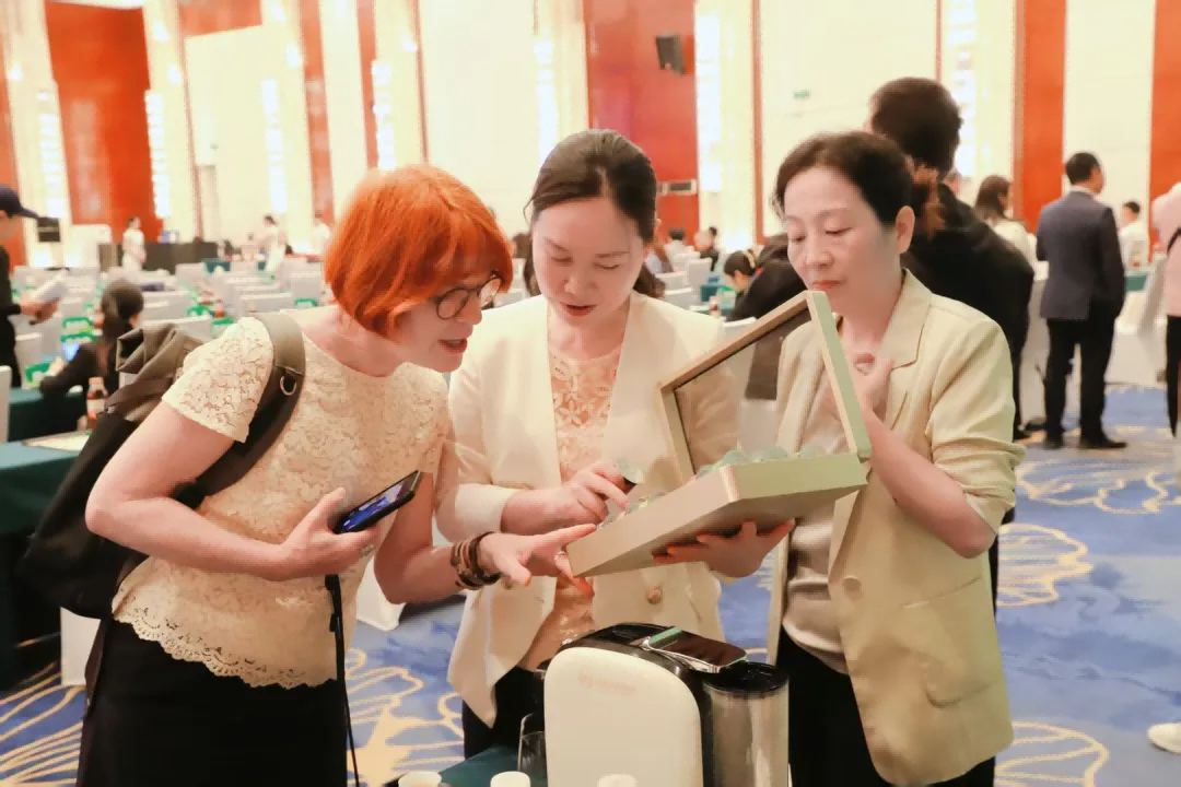 Hubei Tea Industry Group participates in the "China Tea · Chutian Good" Chutian Good Tea Overseas Strategy Seminar