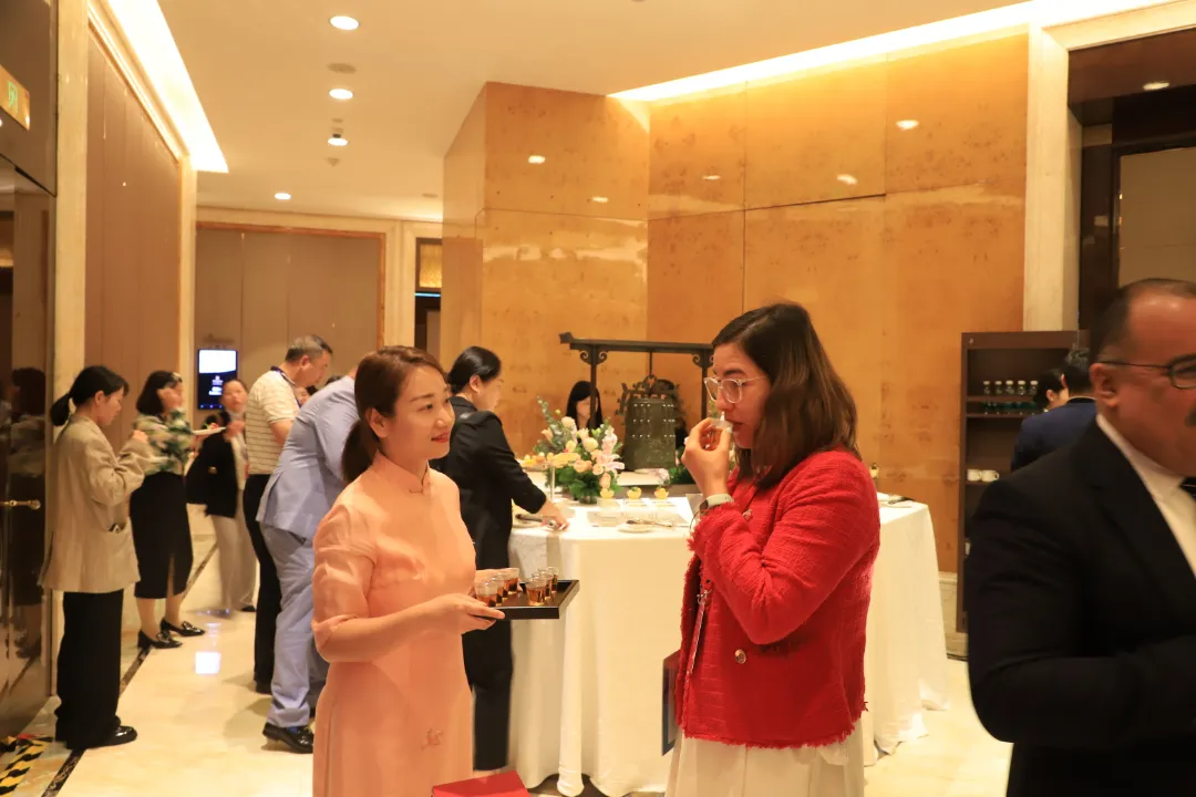 【 Group News 】Hubei Tea Industry Group Debuts at the China Hubei Latin American and Caribbean Countries Economic and Trade Cooperation Exchange Conference