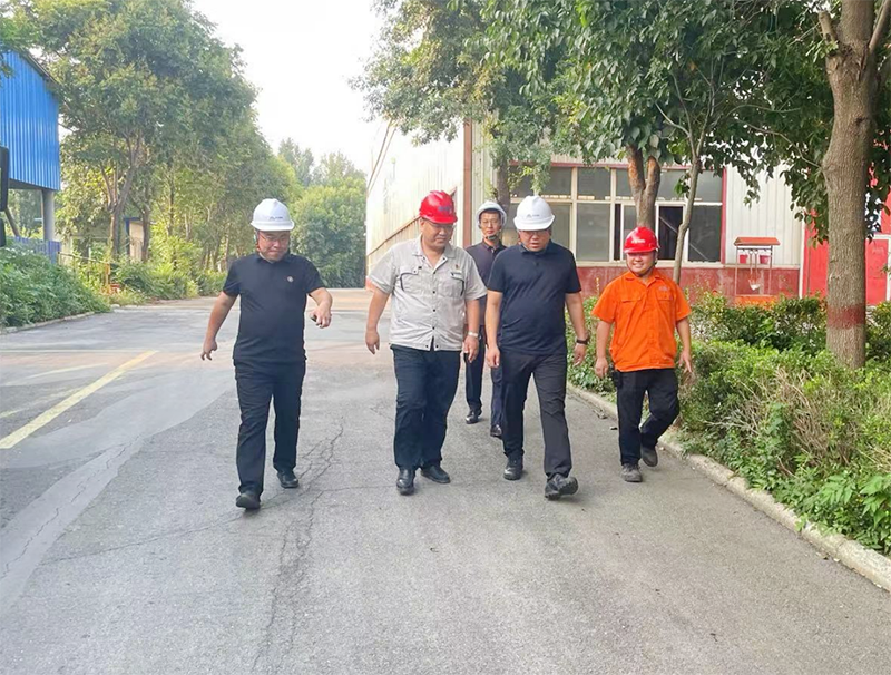 山城区副区长王立超深入天宏钢构开展&ldquo;万人助万企&rdquo;调研走访