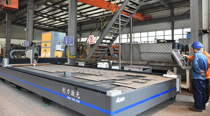 激光切割机2
