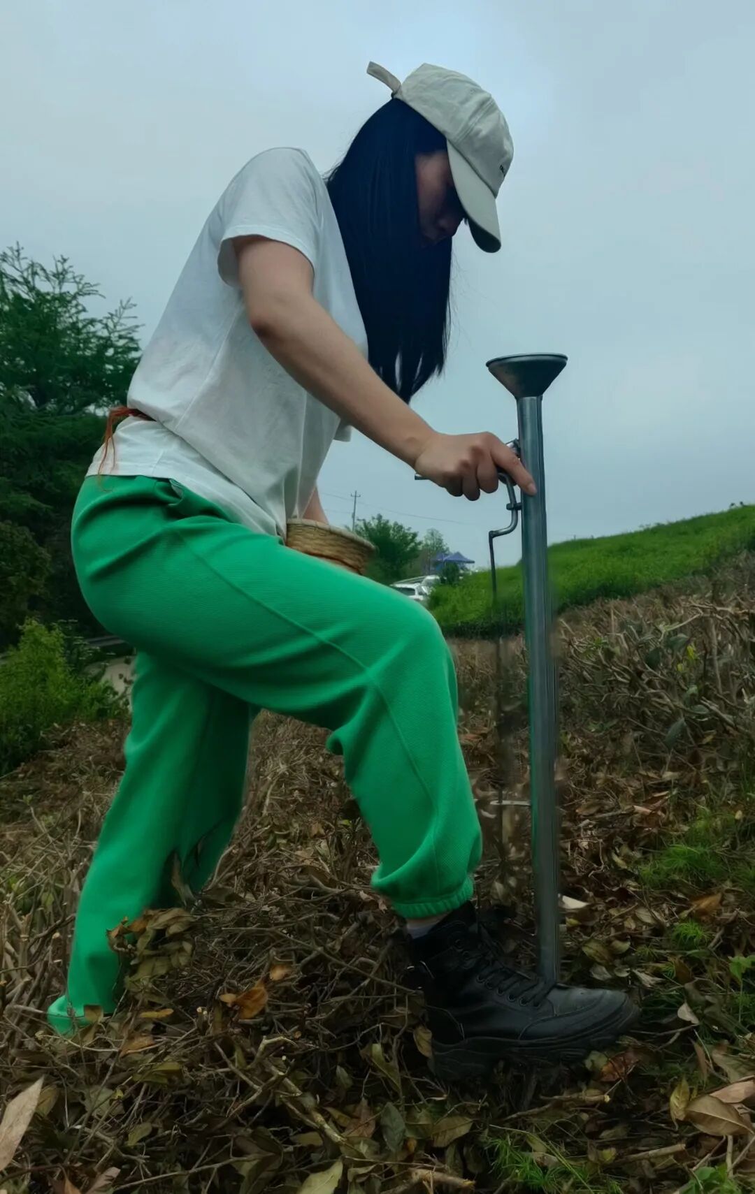 640 (2)