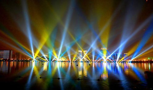 真空压榨辊吸收纸张水分时湿气较大使轴承润滑效果下降
