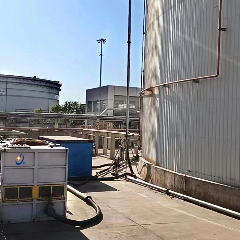 d40b27bcf4f44e4ff30668b55a74e5b9