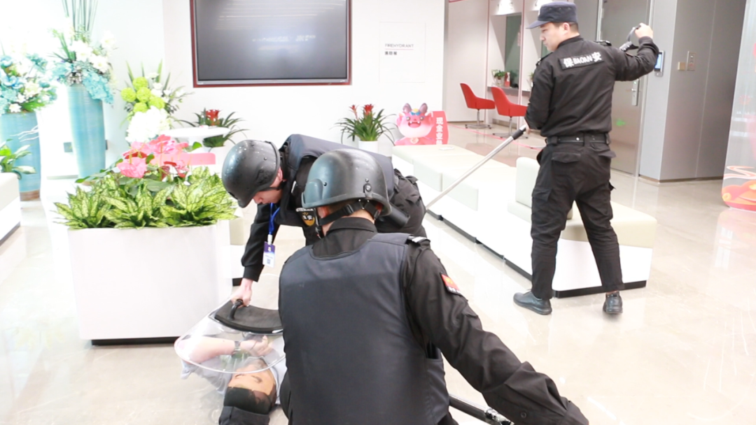 国安科技安保集团与华夏银行武汉分行联袂铸剑,共筑金融安全新标杆