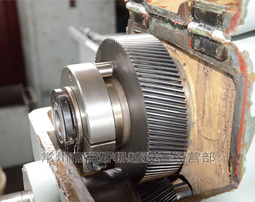 【现货】供应二手 俄罗斯 万能螺纹磨床（相当于汉江Y7520W）少用，200750mm