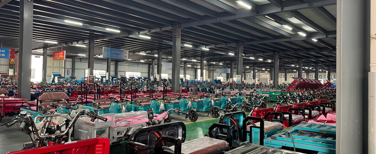 linkzoom-electric-sanitation-vehicle-factory-final-assembly-workshop