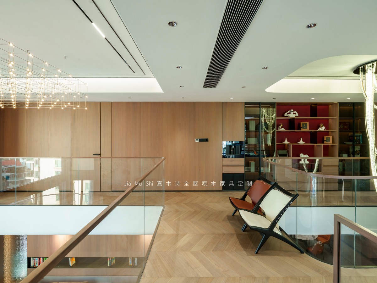 深圳复式豪宅全屋轻奢实木家具定制59