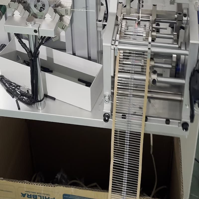 光源板自动插件机（编带电阻）