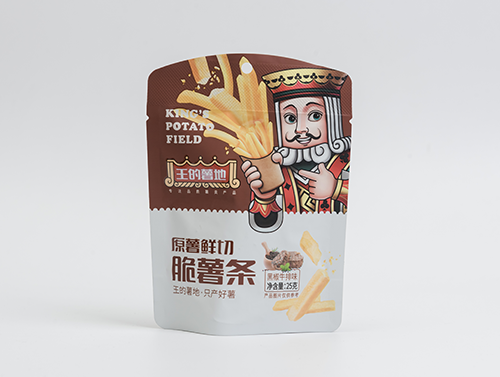 25g black pepper chips