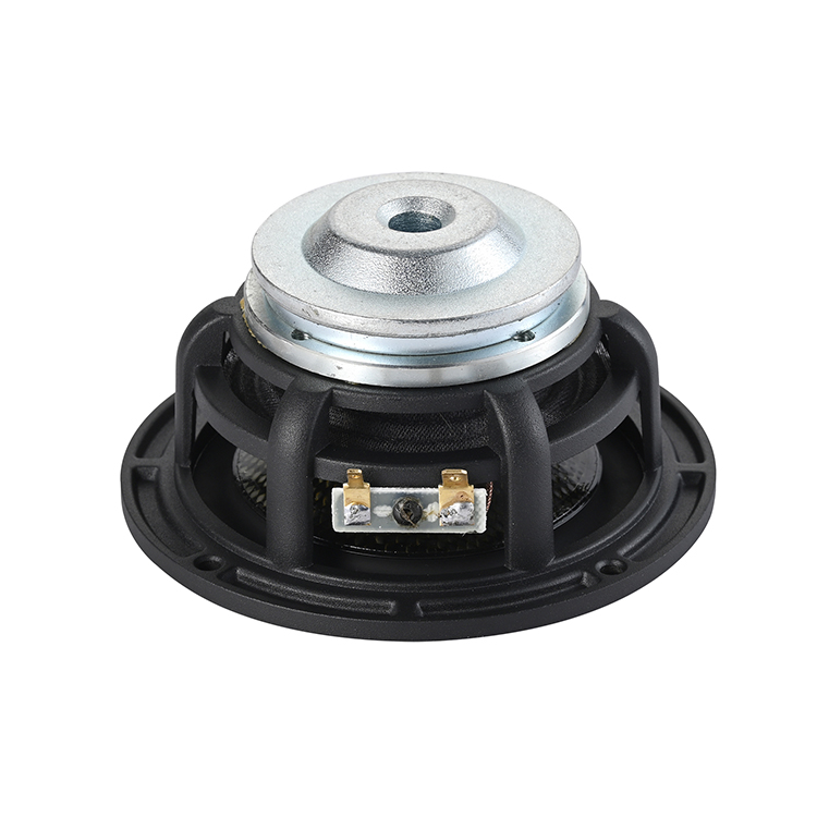 中低音扬声器