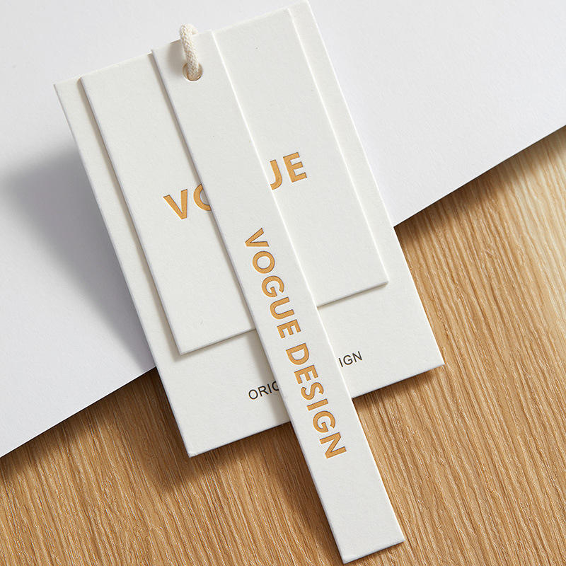 吊牌定制专用纸张生产 免费设计 男女服装标签定制Special Paper for Custom Hang Tags, Free Design, Custom Labels for Men & Women Apparel