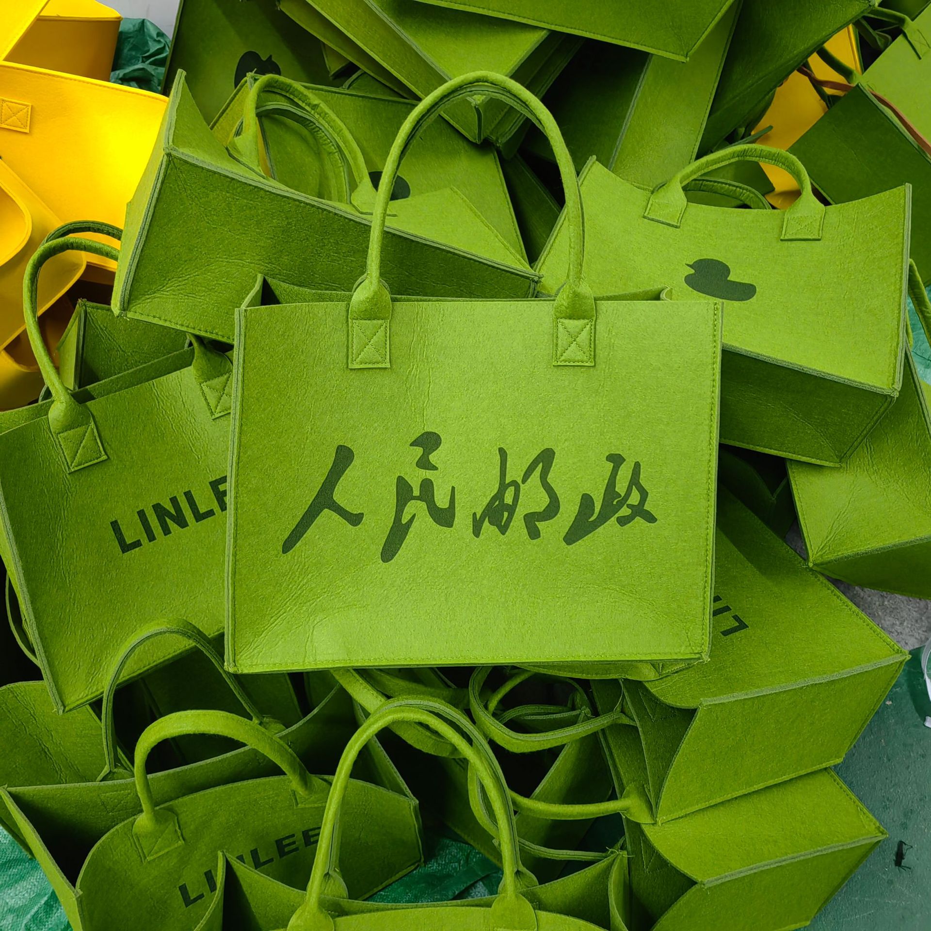 2027 Corporate Custom Felt Tote Bags, Year of the Sheep Promotional Felt Handbags, Custom Printed Logo