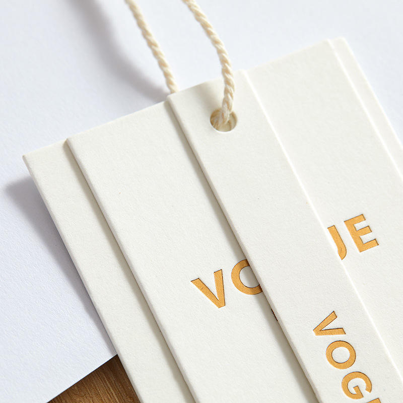 吊牌定制专用纸张生产 免费设计 男女服装标签定制Special Paper for Custom Hang Tags, Free Design, Custom Labels for Men & Women Apparel