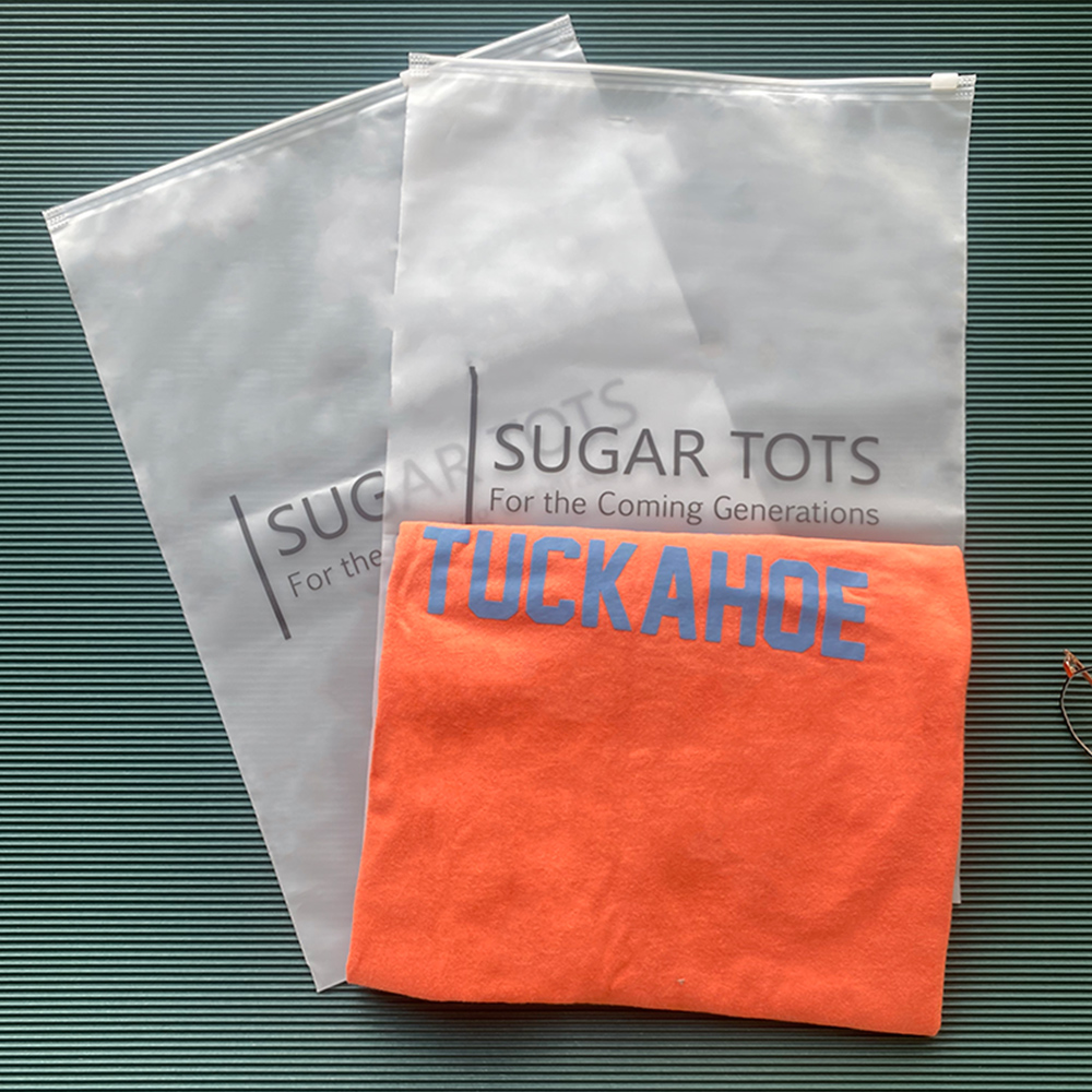 Eco Friendly Black PE/PVC Slider Frosted Ziplock Plastic Zipper Bag For Clothes Durable Dress/Coat/J