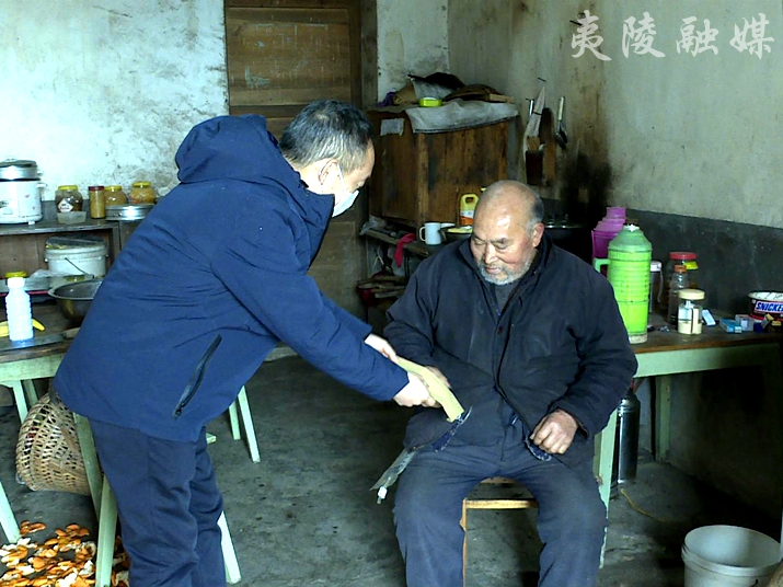 图8