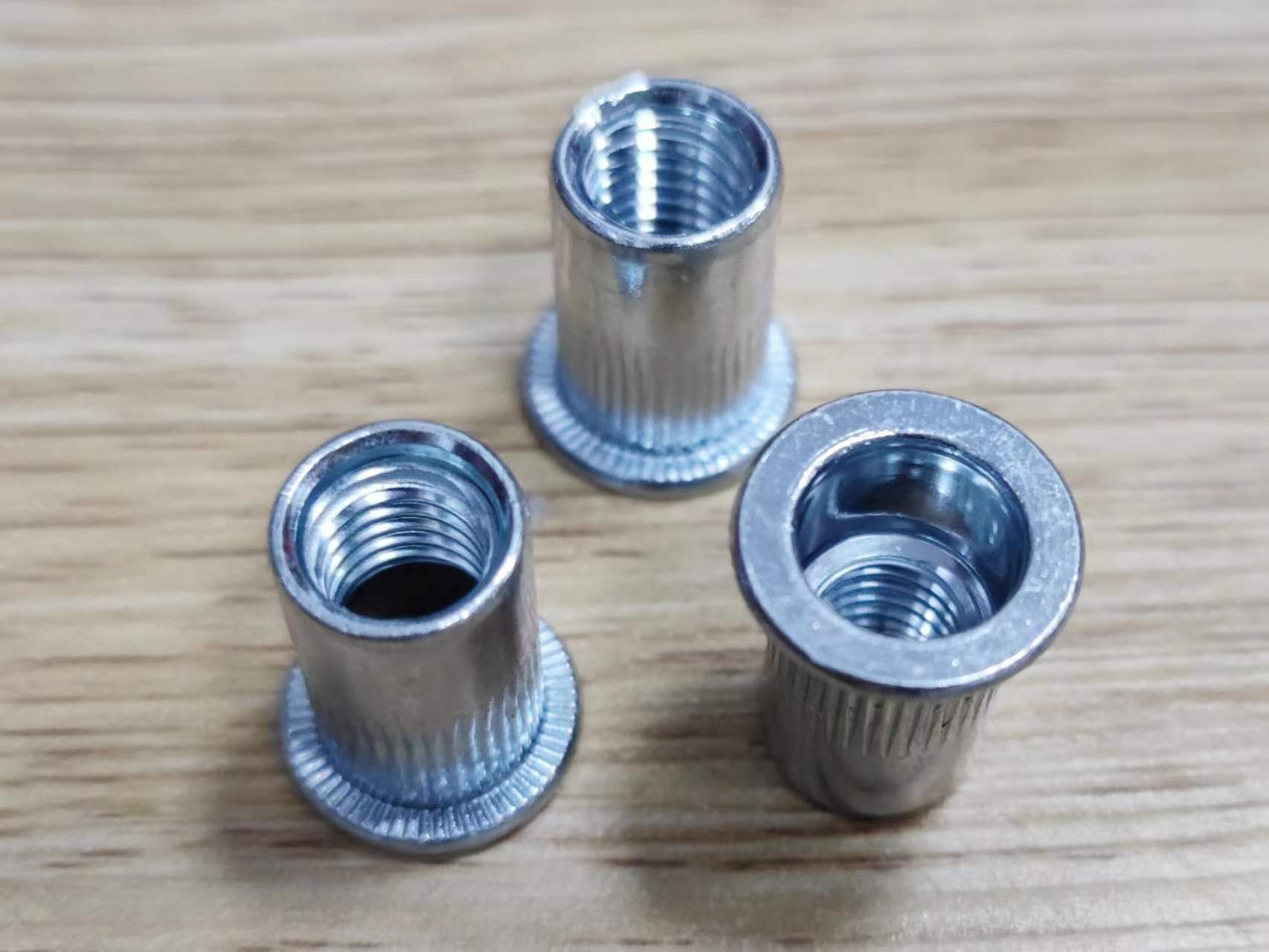 Rivet nut