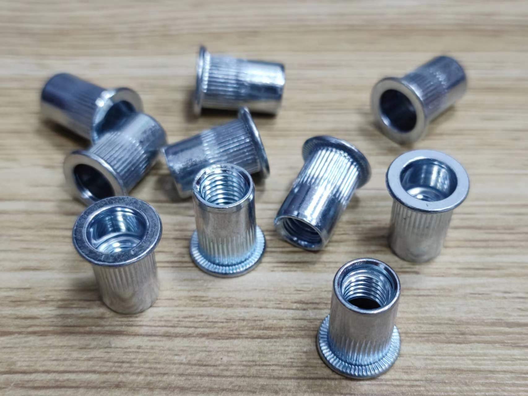 Rivet nut