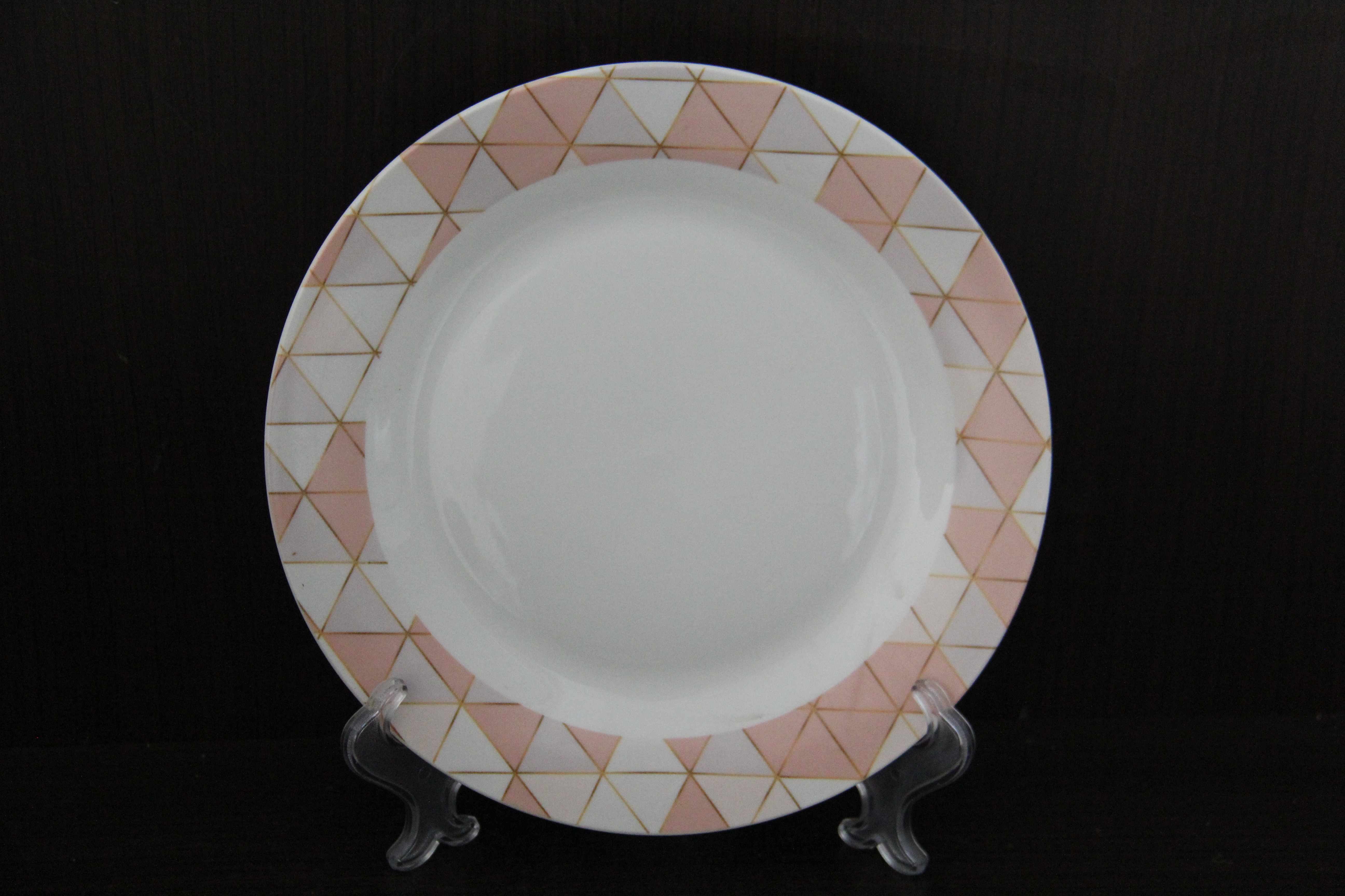 Wholesale Porcelain Colorful 16 pcs White Round Dinnerware Set
