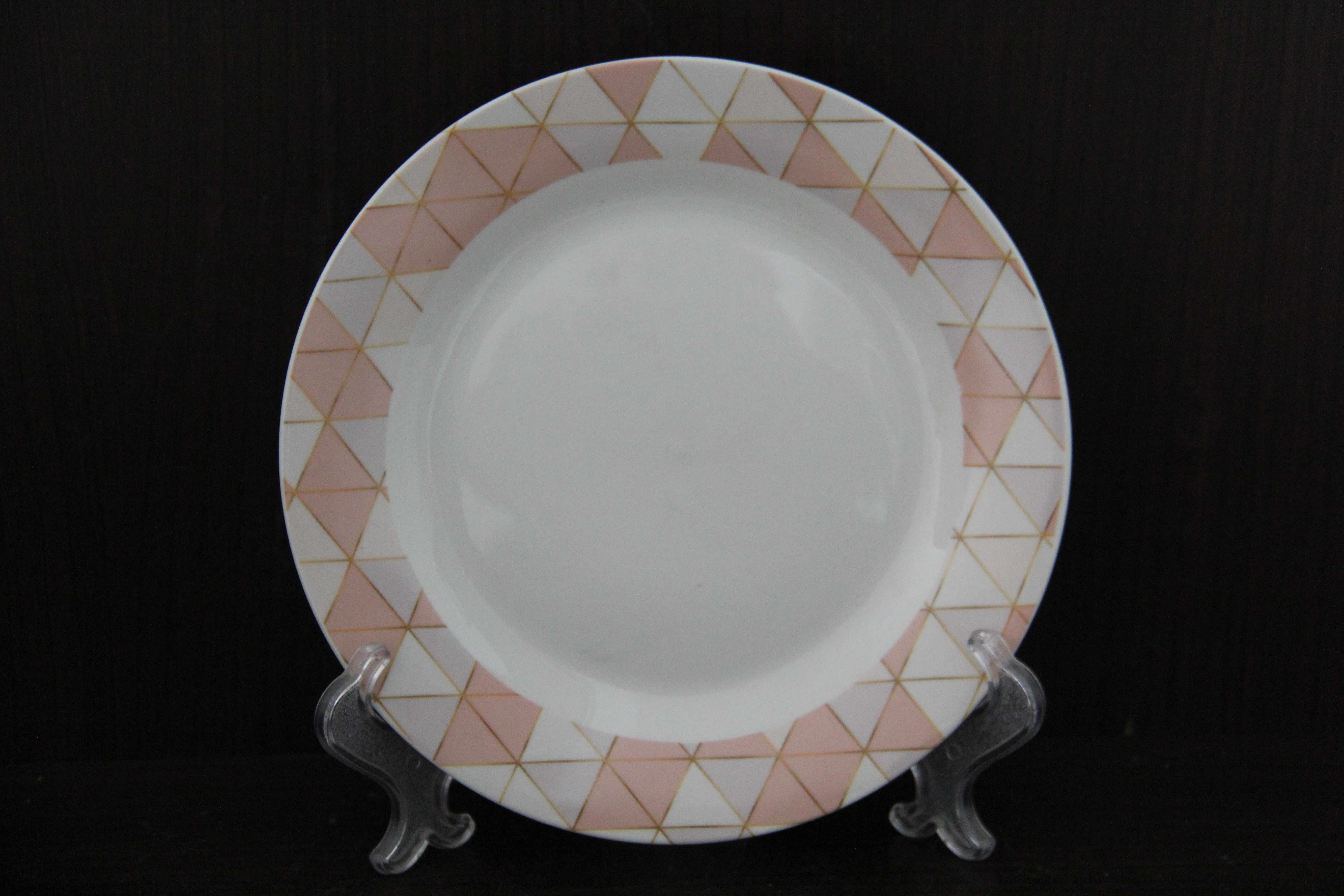 Wholesale Porcelain Colorful 16 pcs White Round Dinnerware Set
