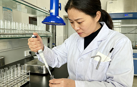 四川某县疾控中心十年实验室人讲述：罗丹尼LD-6一体化智能蒸馏仪弯管冲洗教程，告别拆管烦恼！