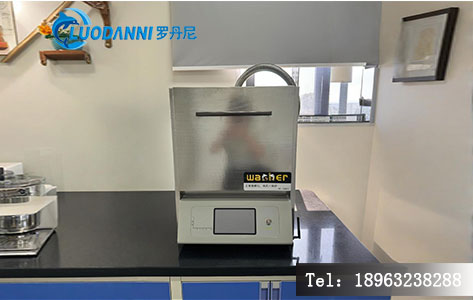 LDN-01M 智能触控操作屏特写,7英寸工业电容屏,显示温度曲线+模式进度