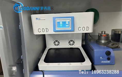 智能 COD 回流消解仪 12 孔：10 + 独立加热通道适配不同水样，多通道控温提升消解效率