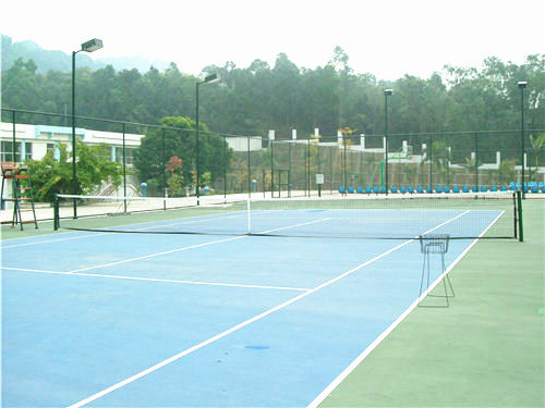 某体育中心网球场