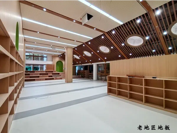 连南小学图书馆