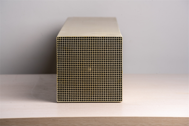 稀土脱硝催化剂