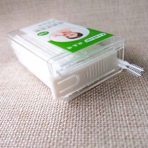 Plastic Toothpick 150 Picks Carry Container