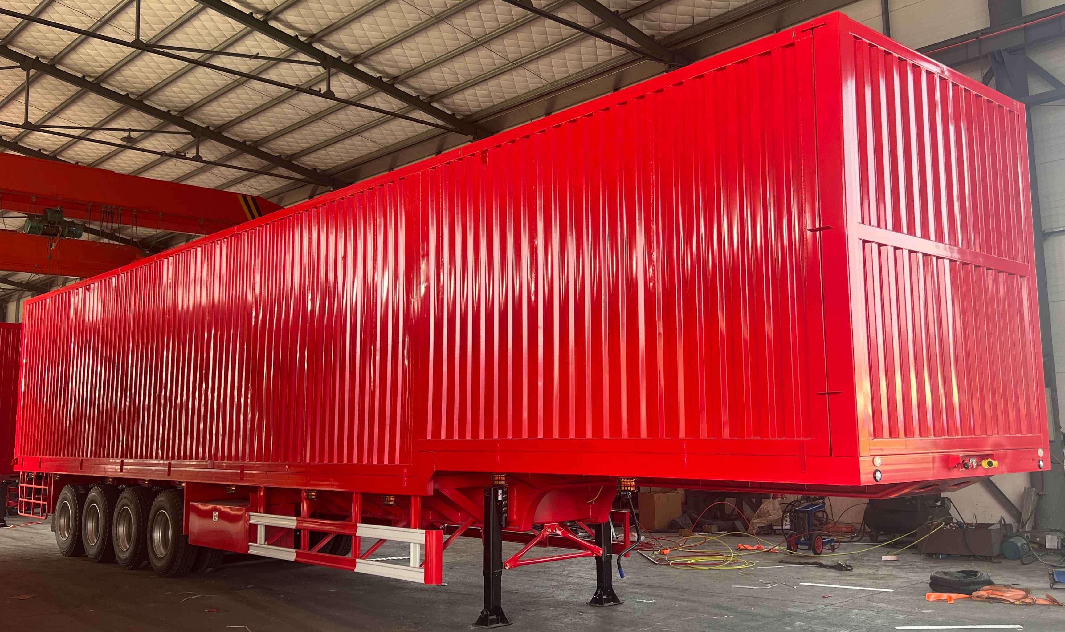 van type semitrailer