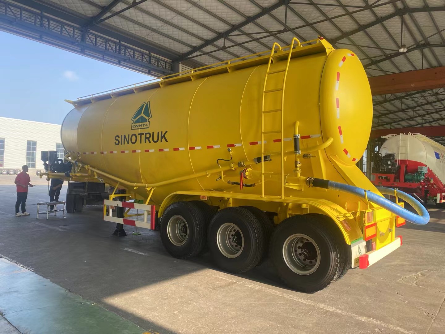 powder material semitrailer