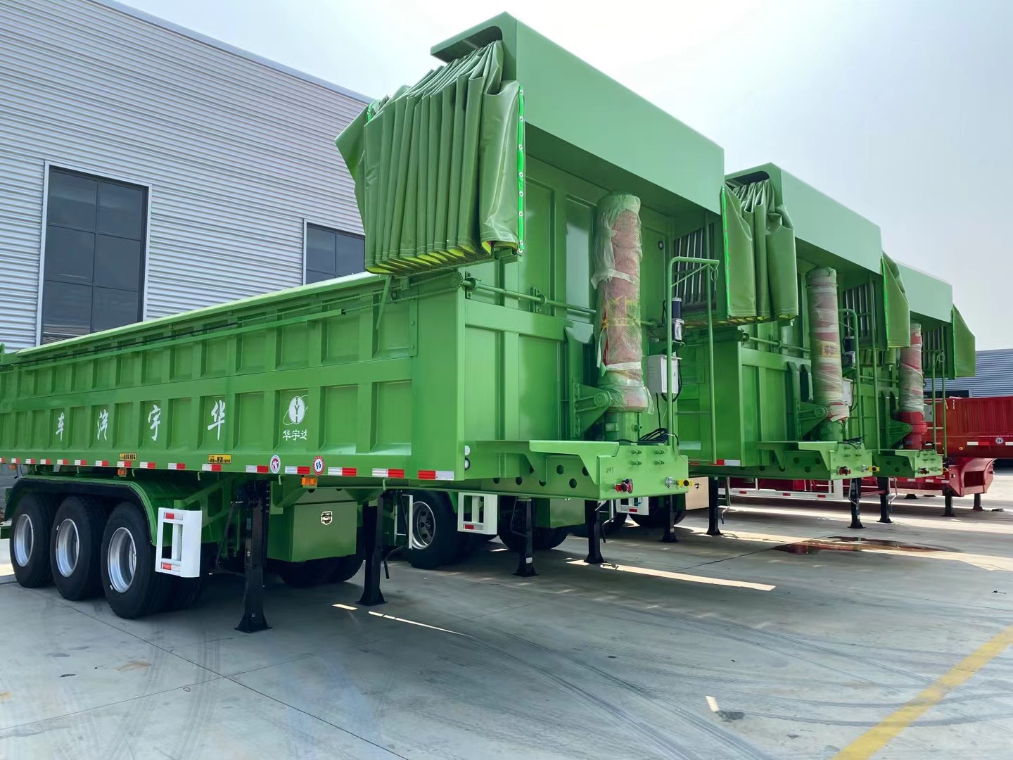 Rear dumpe semitrailer