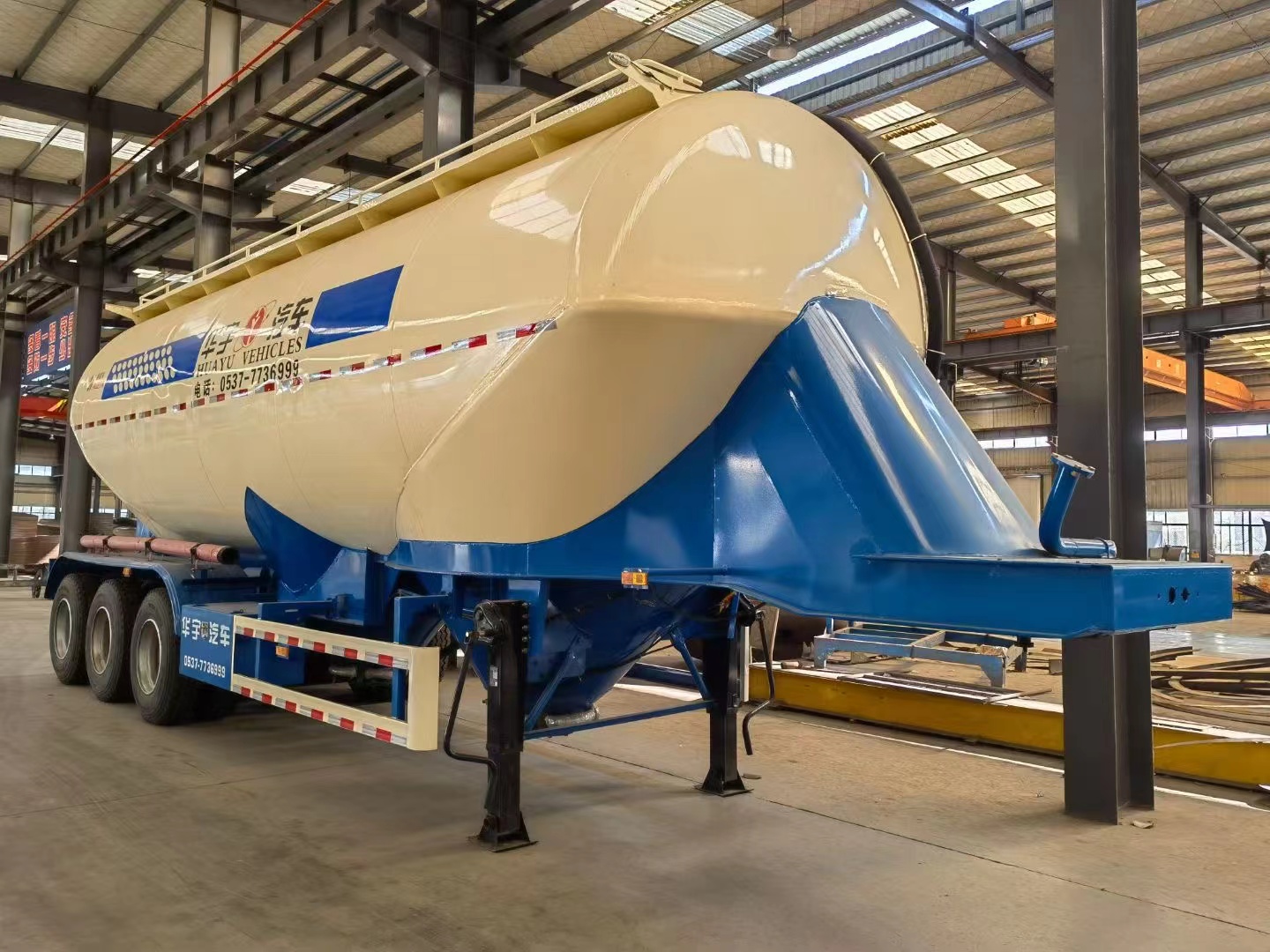 powder material semitrailer