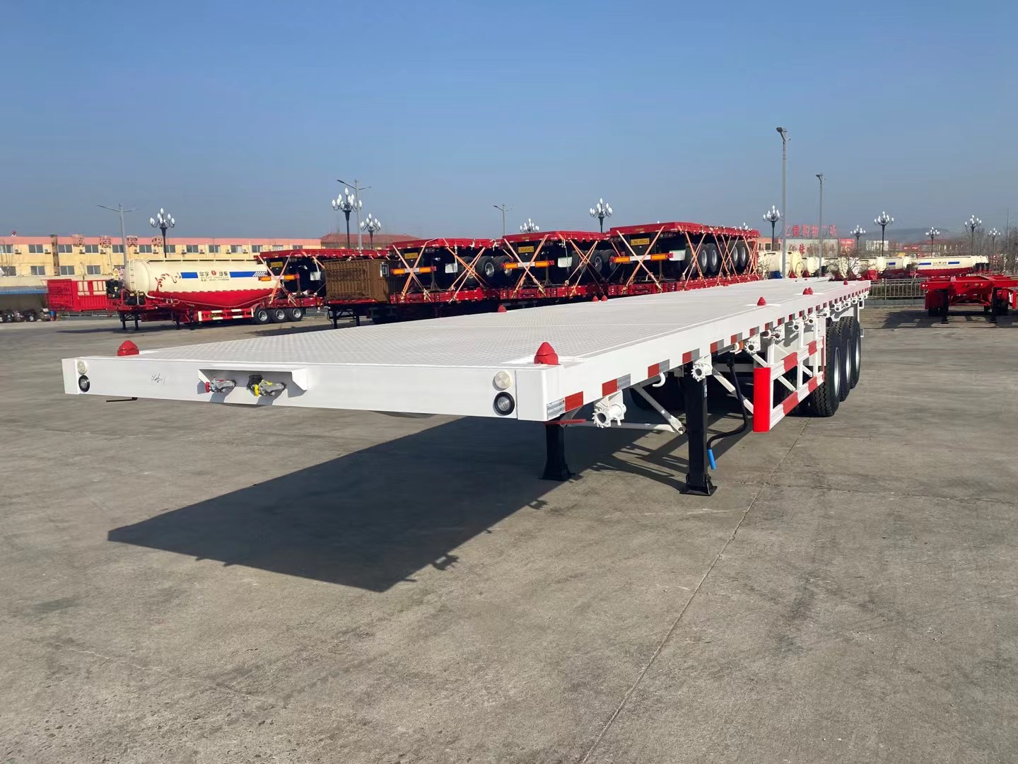 Flat  bed  container semitrailer