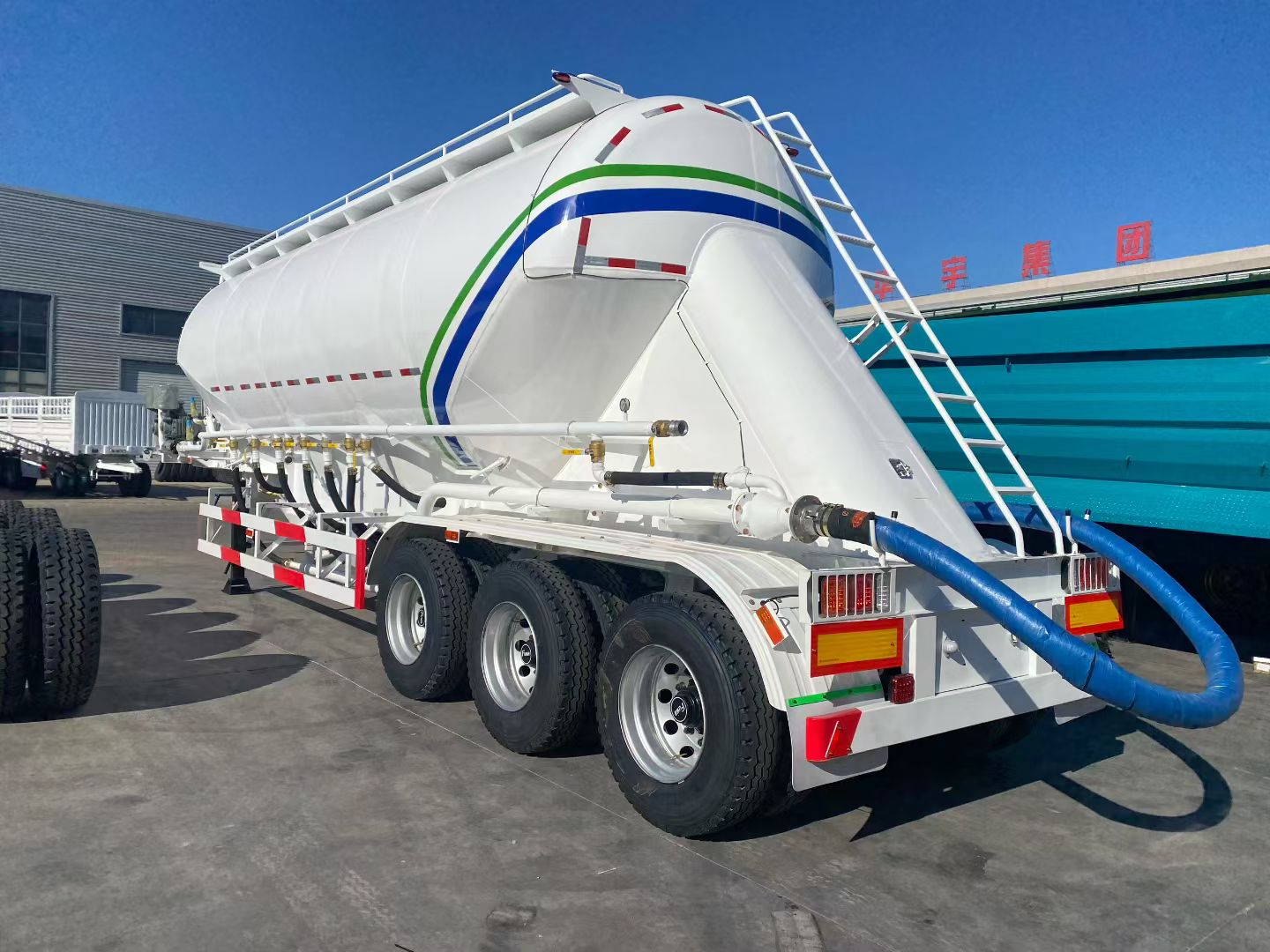 powder material semitrailer