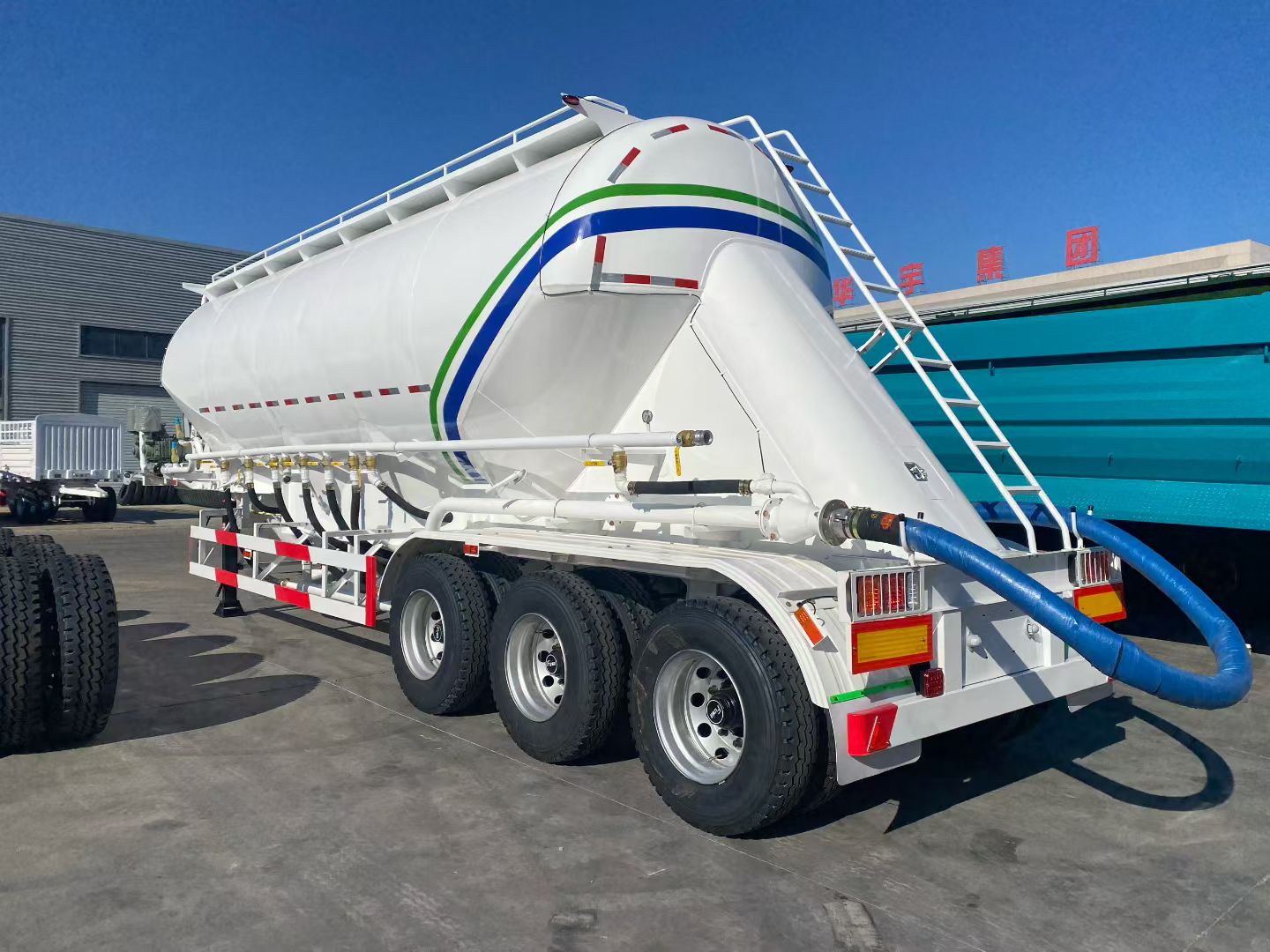 powder material semitrailer