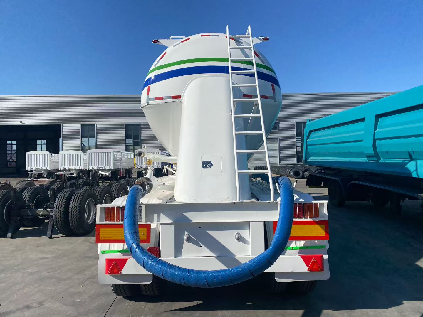powder material semitrailer