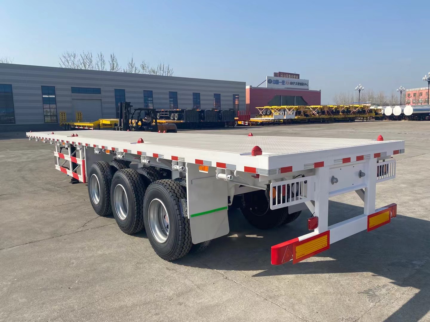 Flat  bed  container semitrailer