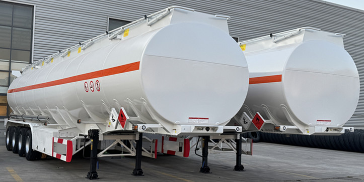 Oil tank semitrailer